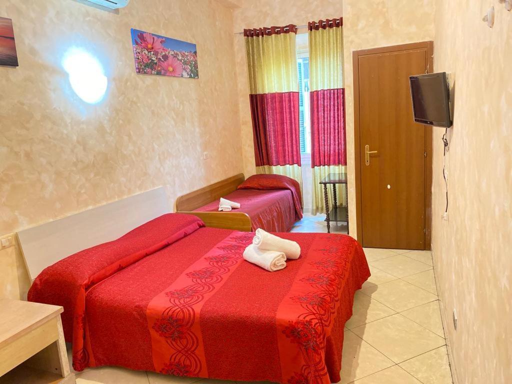 Rose Village Apartment Rom
